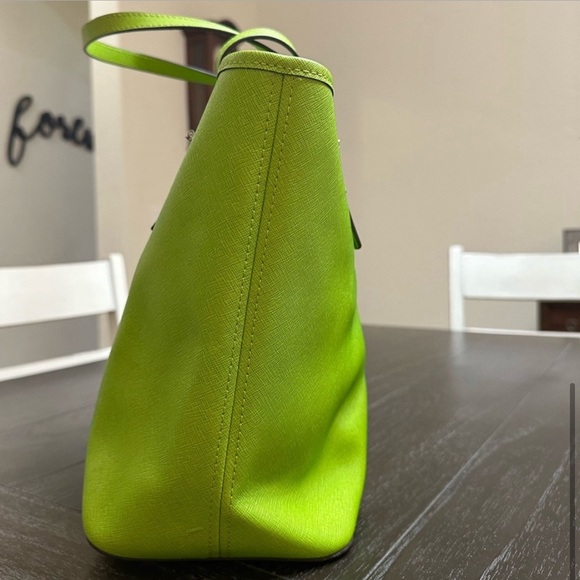 Michael Kors lime green tote - Picture 5 of 8